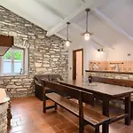 Villa Mala