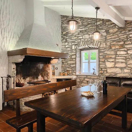 Villa Mala
